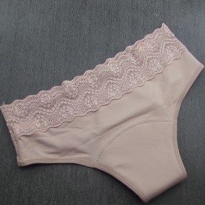 Cala Absorvente com Cintura em Renda