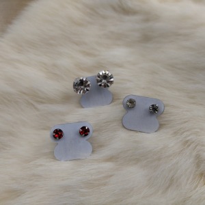 Kit com 3 Pares Brincos de Ponto de Luz