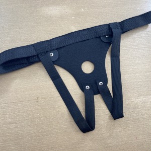 Cinta Peniana Com Regulagem e Furo Grande