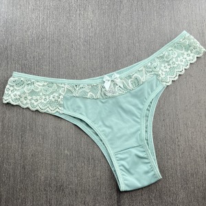 Conjunto com Bojo e Pala Larga