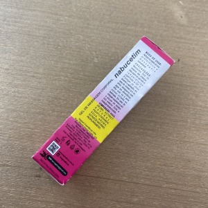 Nabucetim Gel Beijvel Morango 18ml