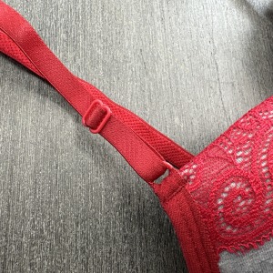 Conjunto com Bojo em Tecido Mescla e Renda