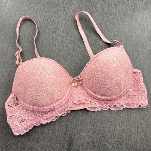 Conjunto com Bojo em Renda