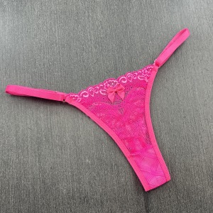 Tanga Borboleta Sexy em Renda