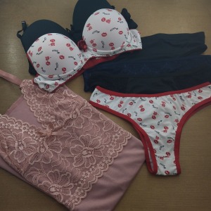 Kit Lingerie Feminina com 6 Pe�as � Conforto, Estilo e Sensualidade em um s� kit!