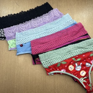 Kit com 2 Calcinhas Fio Duplo e Cs em Renda